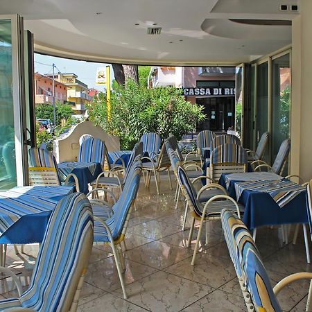 Hotel Royal Misano Adriatico Ngoại thất bức ảnh